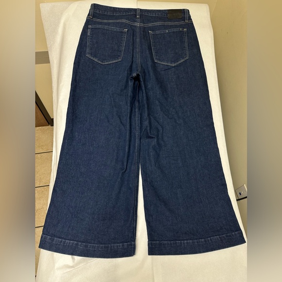 PAIGE
Harper Wide Leg Ankle Jeans in Casa🪻 - Picture 5 of 13